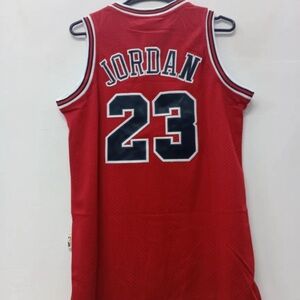 Michael Jordan #23 Chicago Bulls Kids Youth medium 10/12 Basketball Jersey